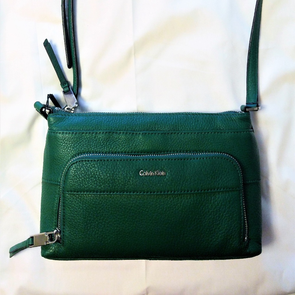 Calvin Klein Leather Shoulder Bag